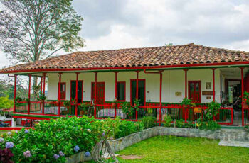 EMPLEO PARA CUIDADORES DE FINCAS Y CASAS CON Y SIN EXPERIENCIA